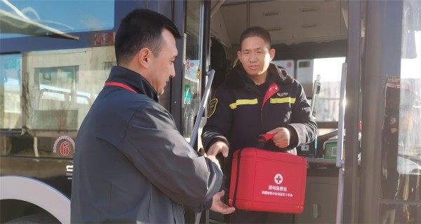 暖心！科洛助力新疆各市努力實現公交車輛急救包全覆蓋